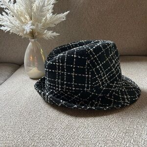 Rue21 Monochrome Textured Bucket Hat Men’s Black & White Y2K Wool Blend